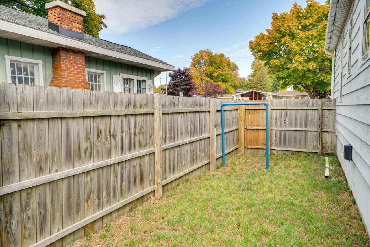 Ludington Vacation Rental - Walk To Lake Michigan! 外观 照片