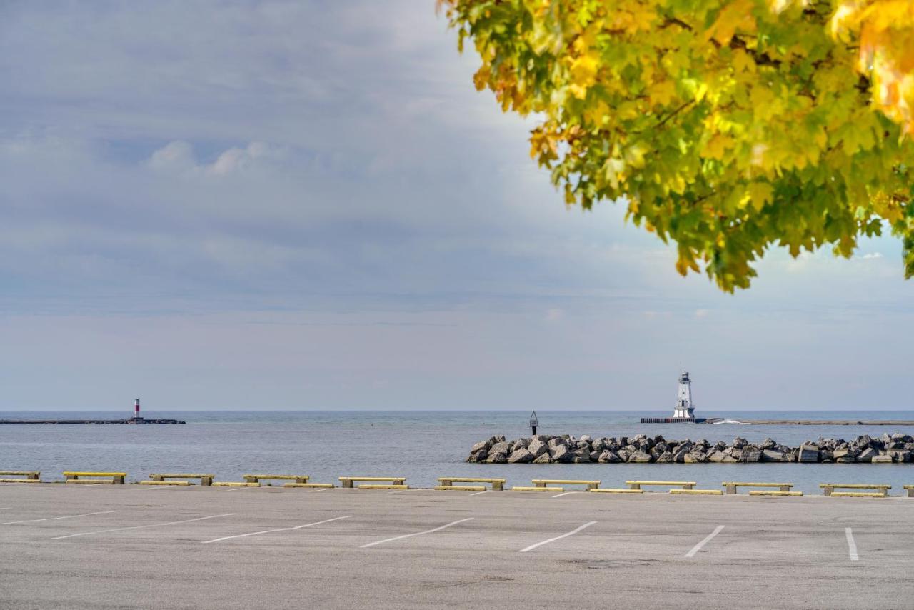 Ludington Vacation Rental - Walk To Lake Michigan! 外观 照片